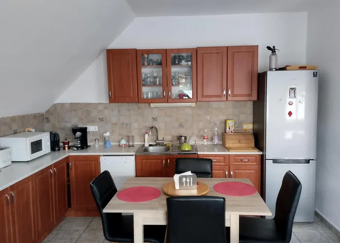 Mark\'S House